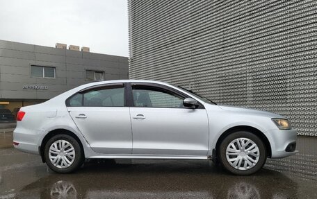 Volkswagen Jetta VI, 2012 год, 800 000 рублей, 2 фотография
