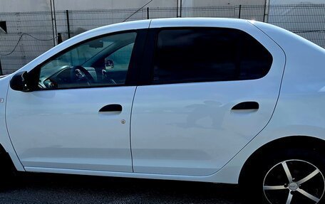 Renault Logan II, 2017 год, 757 000 рублей, 3 фотография