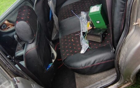 Daewoo Nexia I рестайлинг, 2003 год, 160 000 рублей, 6 фотография