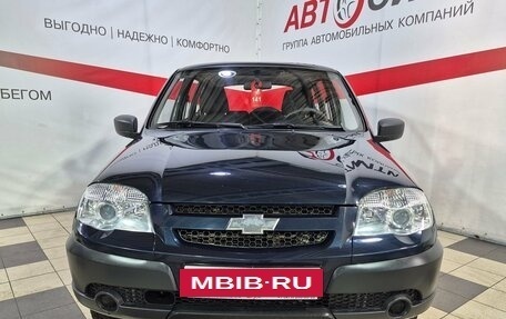 Chevrolet Niva I рестайлинг, 2015 год, 592 000 рублей, 2 фотография