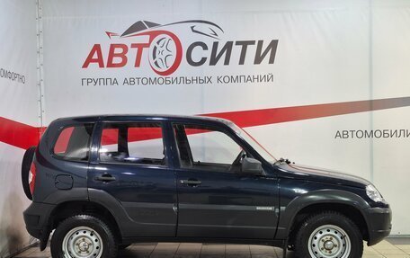 Chevrolet Niva I рестайлинг, 2015 год, 592 000 рублей, 8 фотография