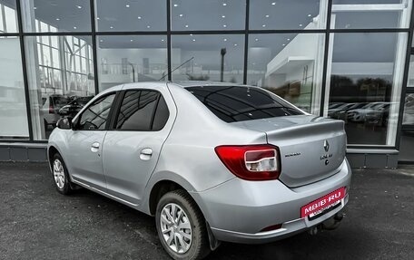 Renault Logan II, 2017 год, 650 000 рублей, 6 фотография