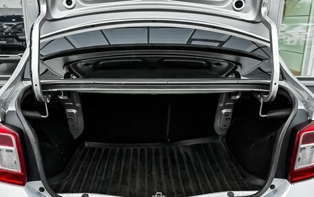 Renault Logan II, 2017 год, 650 000 рублей, 16 фотография