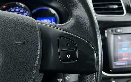 Renault Sandero II рестайлинг, 2017 год, 1 068 000 рублей, 12 фотография