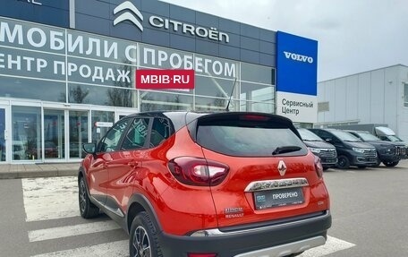 Renault Kaptur I рестайлинг, 2018 год, 1 850 000 рублей, 5 фотография