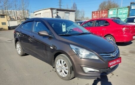 Hyundai Solaris II рестайлинг, 2015 год, 799 000 рублей, 3 фотография