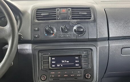 Skoda Fabia II, 2011 год, 645 000 рублей, 18 фотография