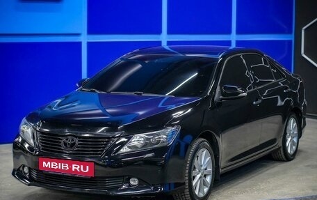 Toyota Camry, 2014 год, 1 580 000 рублей, 2 фотография