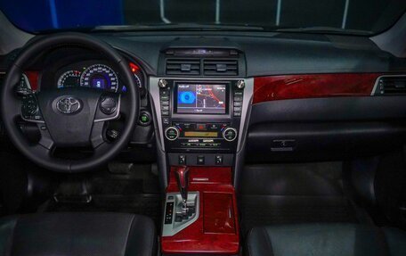 Toyota Camry, 2014 год, 1 580 000 рублей, 12 фотография