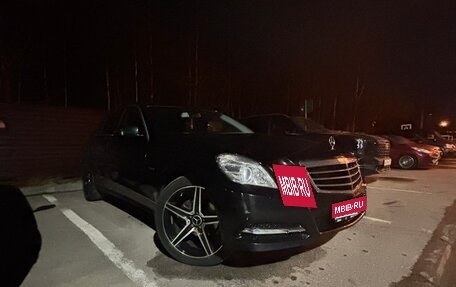 Mercedes-Benz E-Класс, 2011 год, 1 350 000 рублей, 1 фотография