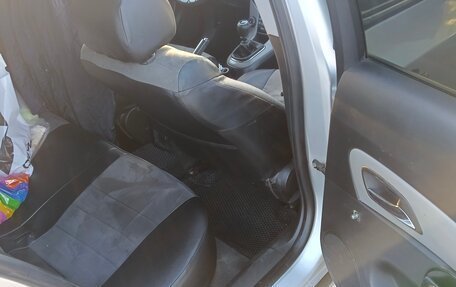 Chevrolet Cruze II, 2011 год, 360 000 рублей, 13 фотография