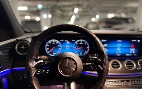 Mercedes-Benz E-Класс, 2021 год, 5 000 000 рублей, 22 фотография