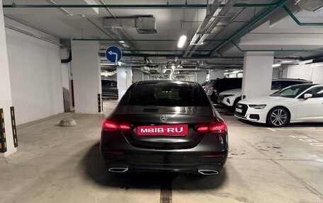 Mercedes-Benz E-Класс, 2021 год, 5 000 000 рублей, 11 фотография