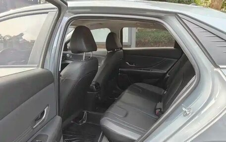Hyundai Elantra, 2023 год, 1 450 000 рублей, 10 фотография