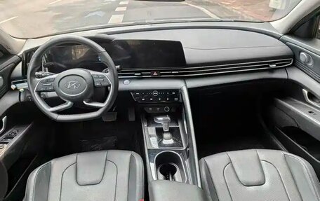 Hyundai Elantra, 2023 год, 1 450 000 рублей, 8 фотография