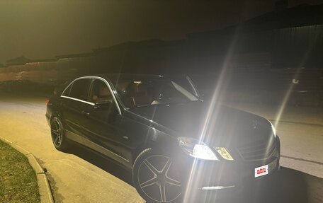 Mercedes-Benz E-Класс, 2011 год, 1 350 000 рублей, 8 фотография