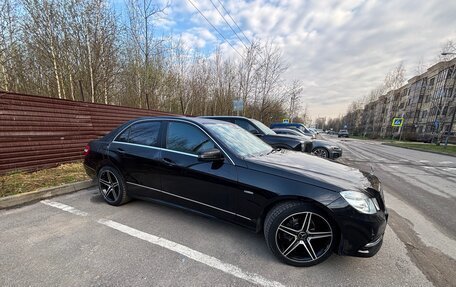 Mercedes-Benz E-Класс, 2011 год, 1 350 000 рублей, 14 фотография