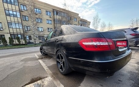 Mercedes-Benz E-Класс, 2011 год, 1 350 000 рублей, 15 фотография