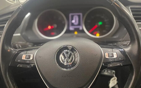 Volkswagen Tiguan II, 2018 год, 1 889 000 рублей, 11 фотография