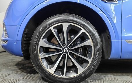Bentley Bentayga I, 2016 год, 8 500 000 рублей, 9 фотография