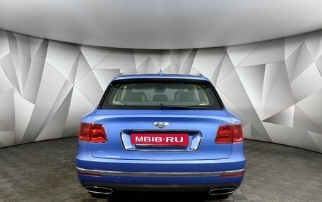 Bentley Bentayga I, 2016 год, 8 500 000 рублей, 8 фотография