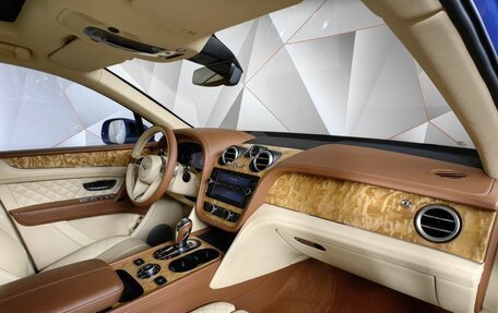 Bentley Bentayga I, 2016 год, 8 500 000 рублей, 13 фотография