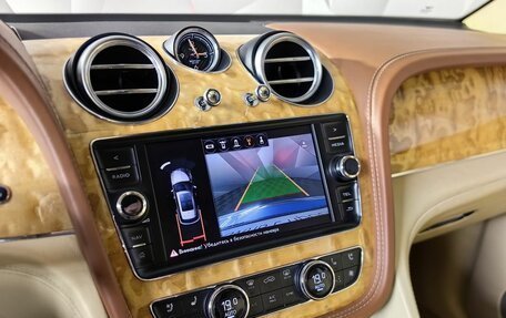 Bentley Bentayga I, 2016 год, 8 500 000 рублей, 23 фотография