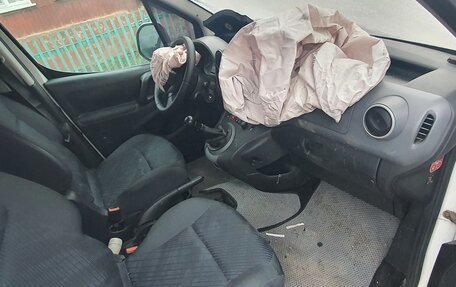 Peugeot Partner II рестайлинг 2, 2010 год, 175 000 рублей, 6 фотография