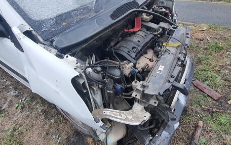 Peugeot Partner II рестайлинг 2, 2010 год, 175 000 рублей, 14 фотография