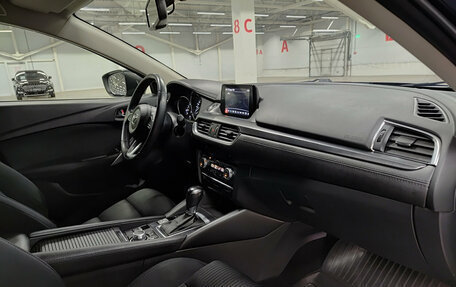 Mazda 6, 2017 год, 1 879 000 рублей, 11 фотография