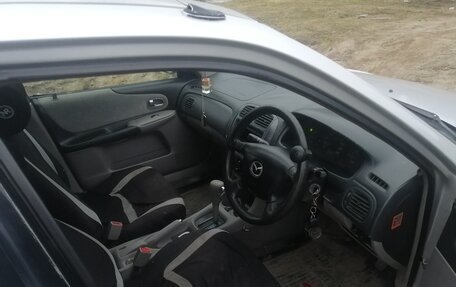 Mazda Familia, 2001 год, 400 000 рублей, 4 фотография