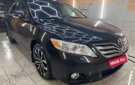 Toyota Camry, 2011 год, 1 100 000 рублей, 2 фотография