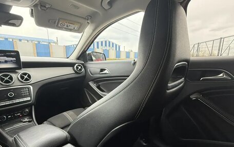 Mercedes-Benz GLA, 2019 год, 2 500 000 рублей, 15 фотография