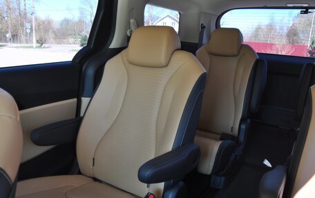 KIA Carnival, 2021 год, 4 300 000 рублей, 34 фотография