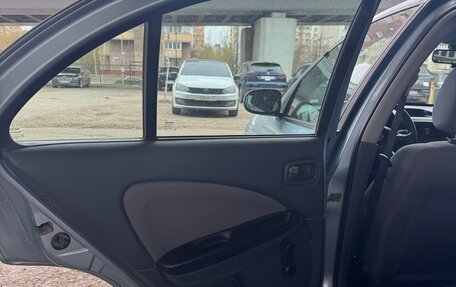 Nissan Almera, 2004 год, 750 000 рублей, 11 фотография