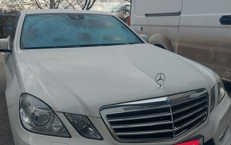 Mercedes-Benz E-Класс, 2011 год, 1 650 000 рублей, 16 фотография