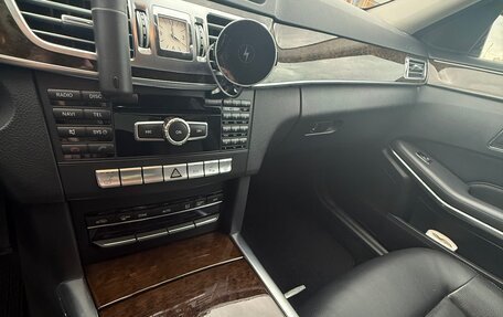 Mercedes-Benz E-Класс, 2014 год, 1 890 000 рублей, 10 фотография