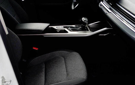 Geely Emgrand, 2024 год, 1 400 000 рублей, 7 фотография