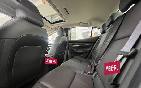 Mazda 3, 2022 год, 1 942 000 рублей, 18 фотография