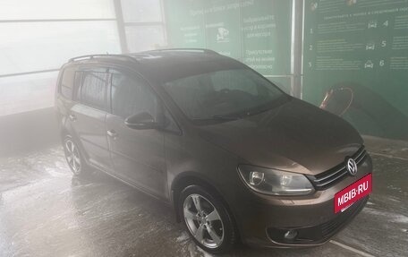 Volkswagen Touran III, 2010 год, 650 000 рублей, 8 фотография