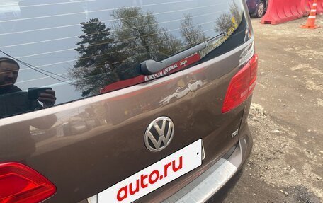 Volkswagen Touran III, 2010 год, 650 000 рублей, 14 фотография