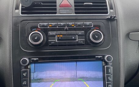 Volkswagen Touran III, 2010 год, 650 000 рублей, 15 фотография