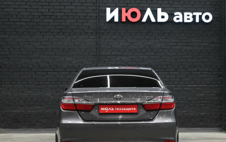 Toyota Camry, 2015 год, 1 715 000 рублей, 6 фотография