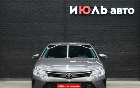 Toyota Camry, 2015 год, 1 715 000 рублей, 3 фотография