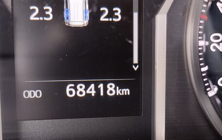 Toyota Land Cruiser Prado 150 рестайлинг 2, 2019 год, 3 650 000 рублей, 3 фотография