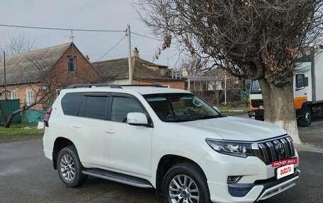 Toyota Land Cruiser Prado 150 рестайлинг 2, 2019 год, 3 650 000 рублей, 8 фотография