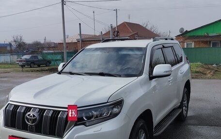 Toyota Land Cruiser Prado 150 рестайлинг 2, 2019 год, 3 650 000 рублей, 10 фотография