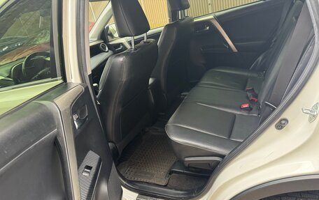 Toyota RAV4, 2014 год, 1 950 000 рублей, 7 фотография