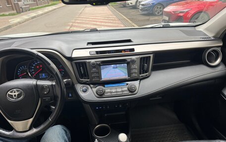 Toyota RAV4, 2014 год, 1 950 000 рублей, 13 фотография