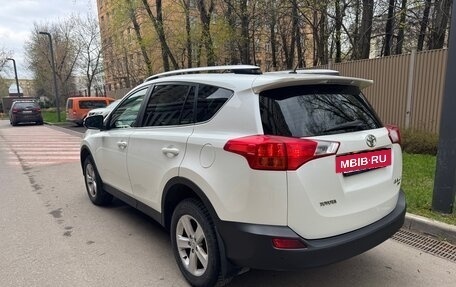 Toyota RAV4, 2014 год, 1 950 000 рублей, 4 фотография